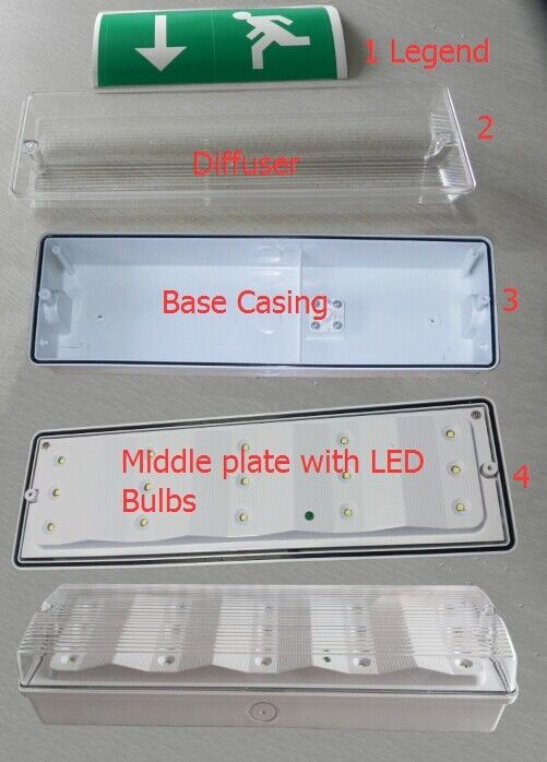 Luz de emergencia resistente al agua recargable 3W LED ubicación húmeda exterior ABS carcasa IP65 L102M