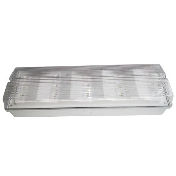 Luz de emergencia resistente al agua recargable 3W LED ubicación húmeda exterior ABS carcasa IP65 L102M
