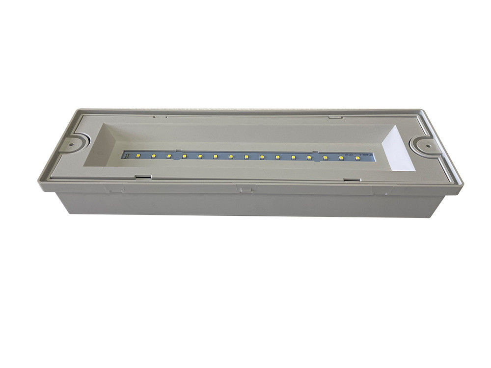 7.5W Ubicación húmeda LED resistente al agua luz de emergencia IP65 ABS exterior PC difusor L130MN