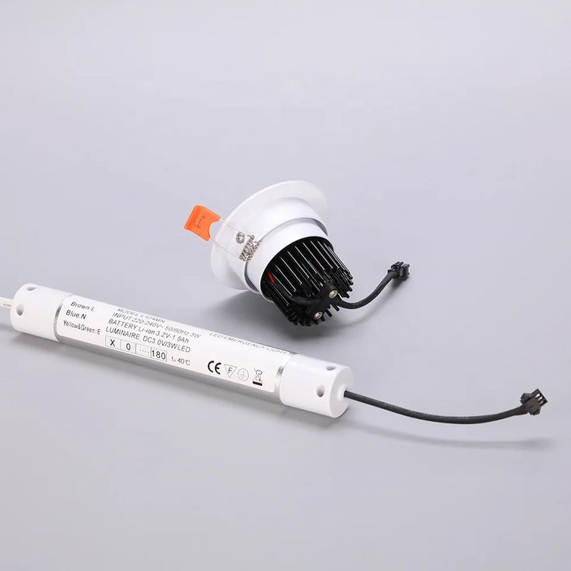 Luz de emergencia comercial para techo con amplio rango de temperatura y respaldo de batería, LED COB de 3W, batería Ni-Cd L128N