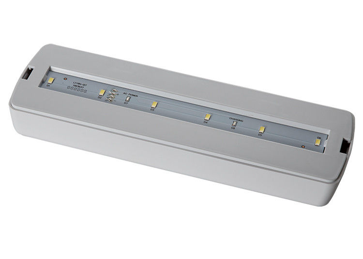 Luz de emergencia LED recargable de 3 horas sin mantenimiento con operación de respaldo de batería L116N-A1