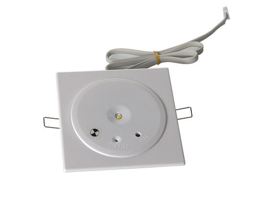 Luz de emergencia LED recargable de 220V con batería de respaldo 180 minutos de operación Techo recortado de pared EL015CN